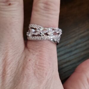 Elegant Silver Women's Ring